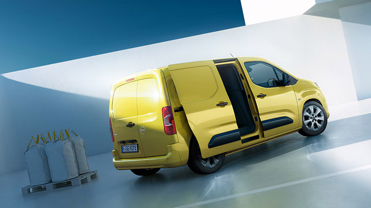 Opel Combo Van - Design - LED denní svícení Opel Combo Van