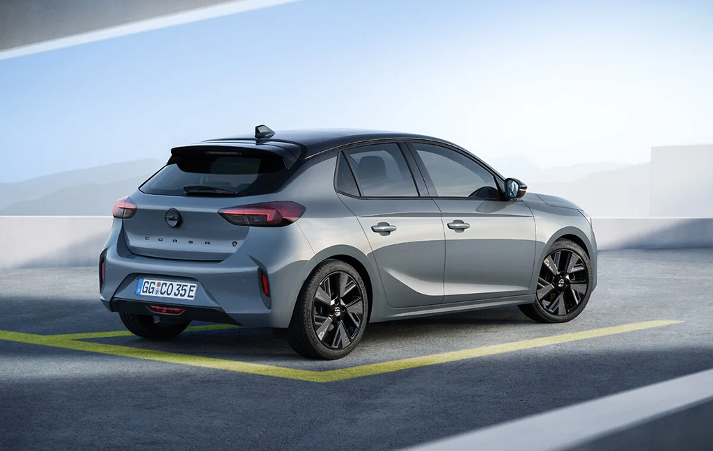 Corsa si drží pozici nejprodávanějšího malého vozu Německa i Spojeného království