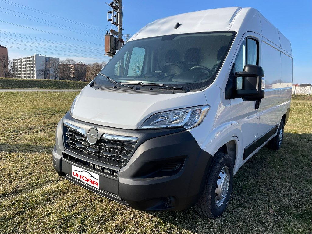 Opel Movano